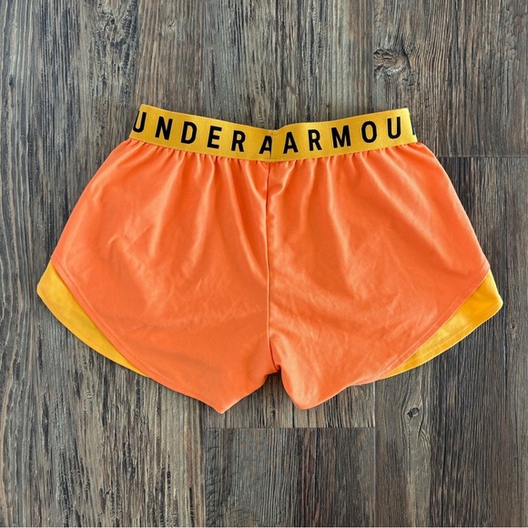 Under Armour Play Up 3.0 Shorts Womens XS Sunset Boulevard Orange Loose Pockets - Picture 2 of 8